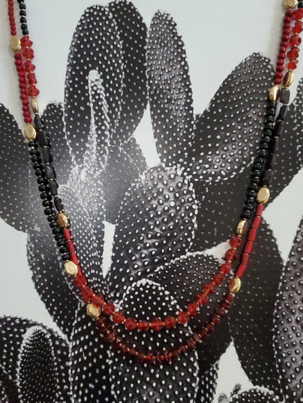 Double -Strand Red & Black Beaded Necklace Drama Sophisticated Classic Bold NWT